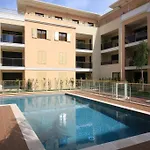 2 Pieces Avec Clim, Terrasse, Piscine, 100m 아파트
